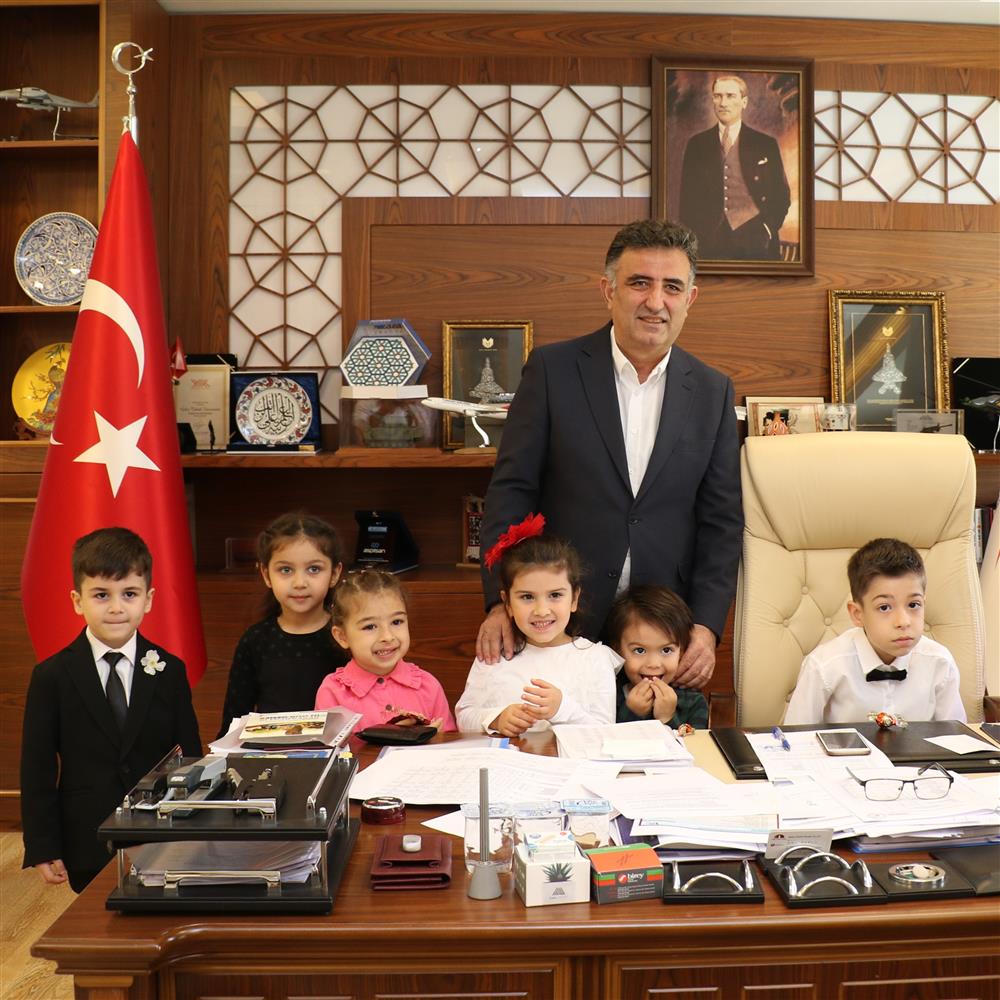 GTU Rector Hands Over His Office to Children